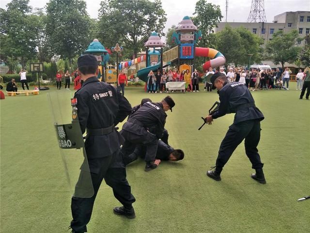 澄城模式 护校安园再发力反恐演练强实战_【快