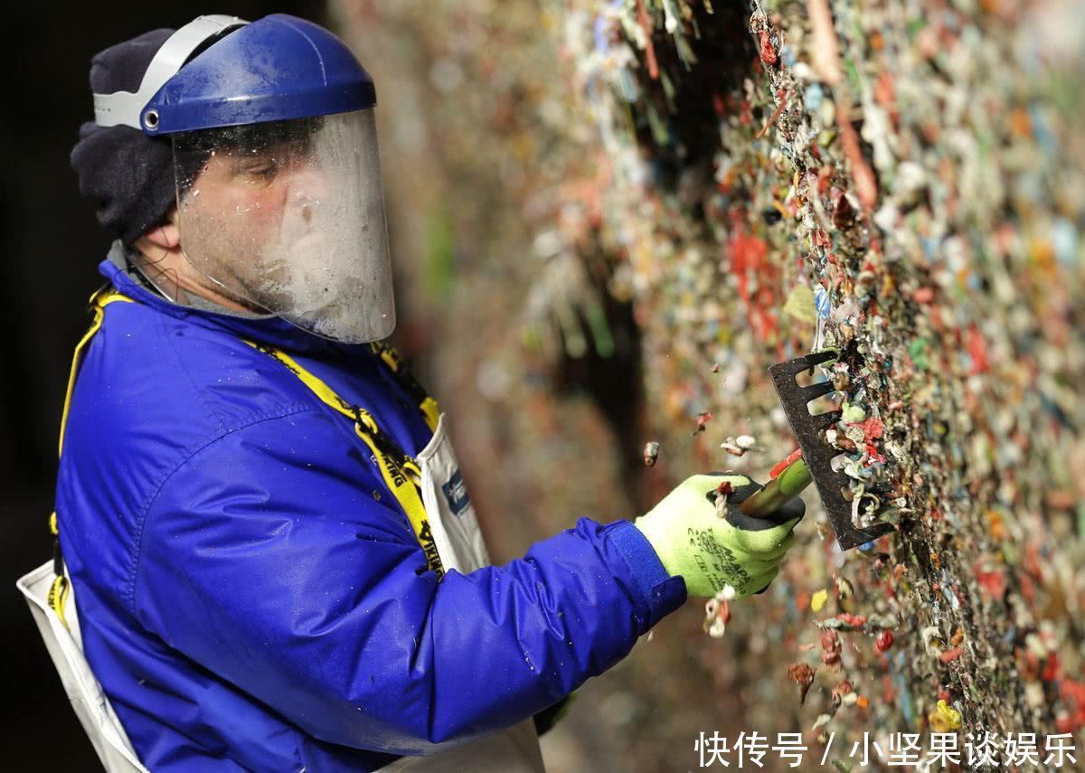 最恶心的网红景点，上面全是细菌和病毒，为拍照却要用舌头来舔