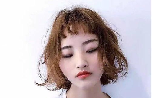 女生@搞定长脸,头发怎么梳都好看,女生最新刘海短发,长脸变小脸