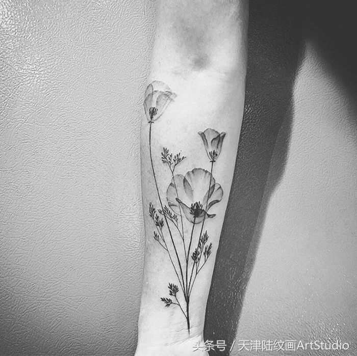 这些纹身真的好美 即使我们慢慢的老去而纹身之美在于永远的陪伴