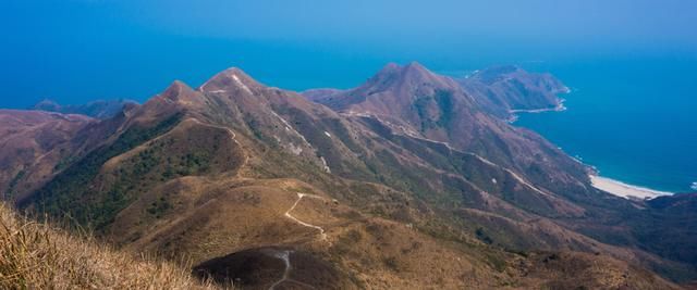 全球最佳行山径，其实就在不远的香港