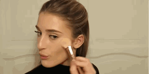 Hailey成功“上位”拿下Bieber，一个月赢了九年的秘密了解一下！