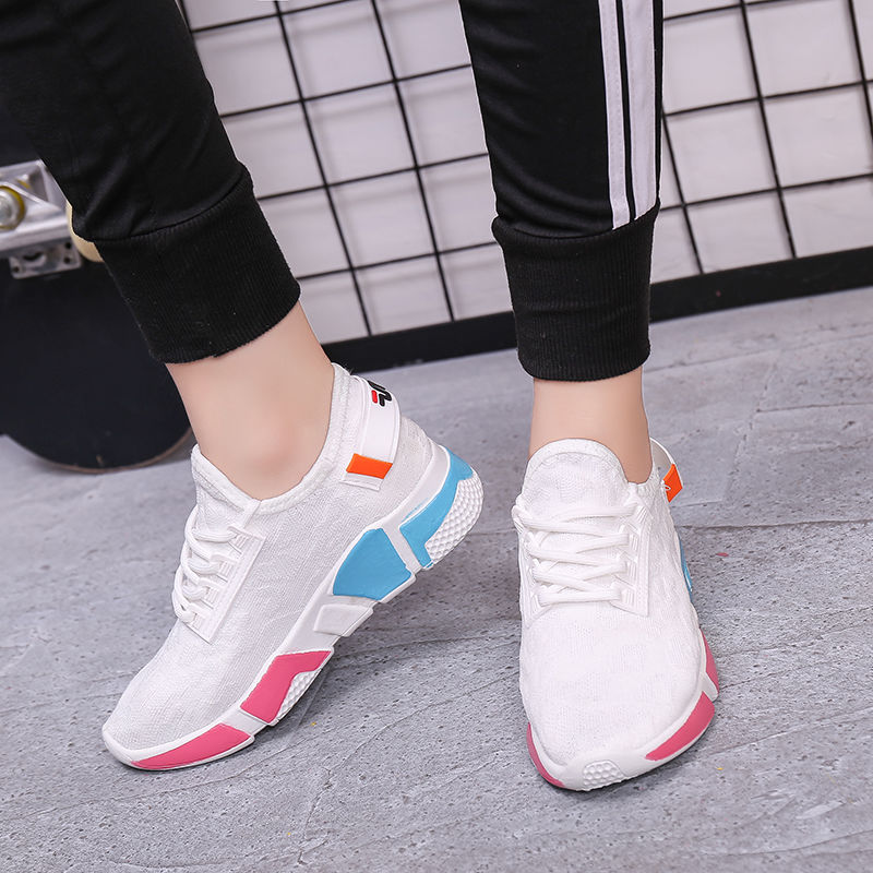 单鞋好看不增高，恨天高性感却累脚;国庆这么穿，舒适漂亮的偷乐