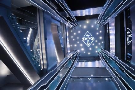 《全职高手》在OMG俱乐部取景拍摄,预祝OM