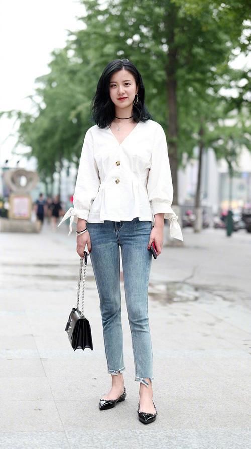 九套街头抓拍的怡人穿搭，这样穿你也会是好看的小姐姐