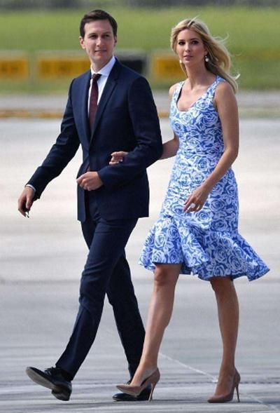 37岁的伊万卡:包臀连衣裙很惹火，最后一张健身姿势很魔性!