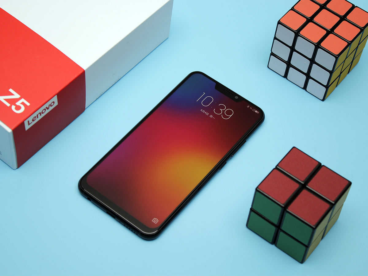 2K以内的中端旗舰机,除了小米8SE,还有谁?_【