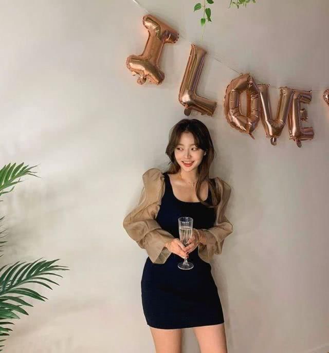  [显瘦]春季搭配：今春穿上“candy袖”，谁穿谁美，显瘦又时髦！