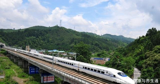  「地市」两条“国家级”高铁在此交汇，还要新建机场，河南这个