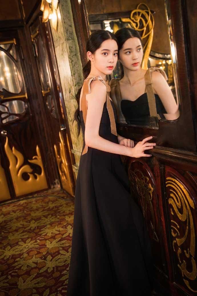 欧阳娜娜性感优雅写真图片