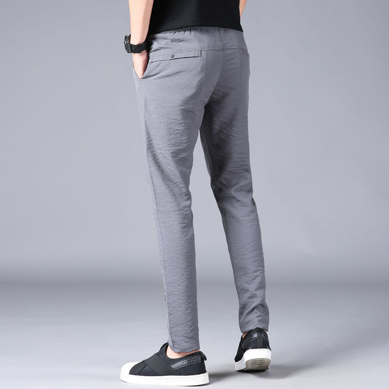 男人裤子前面为什么要留个拉链呢?看完你就明白了