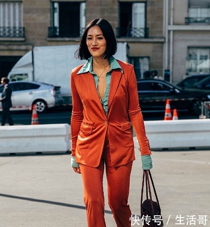 『气质』女人上了年纪穿越“艳”越显老,少穿这4色试试另外4种,气质更好