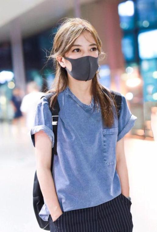 没有赵薇的身材就别穿条纹裤了，像马苏一样穿成买家秀就尴尬了！