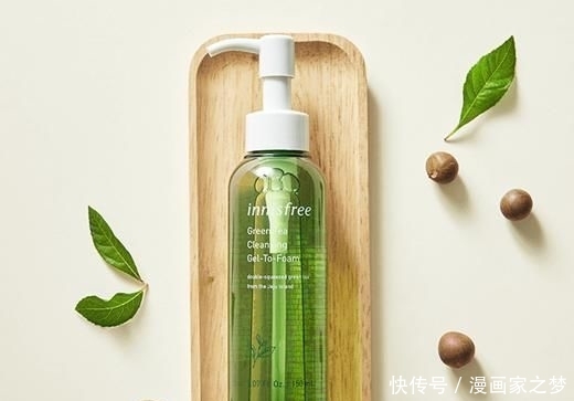 『用力揉搓』泡沫洗面奶?洁面啫喱?洁面油 洁面小常识你都了解到位吗?