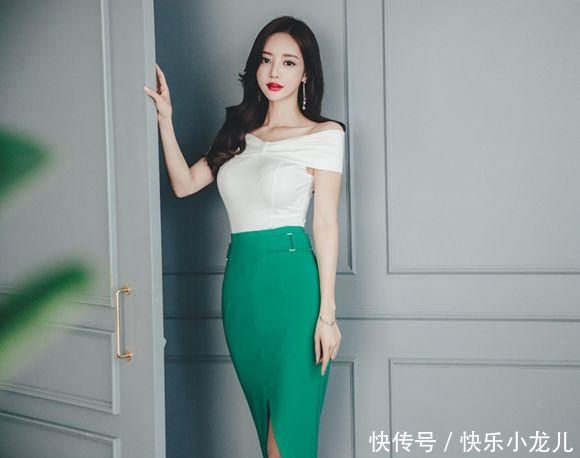  『美女』街拍：个性潮流的紧身裙美女，腿部显得更加修长