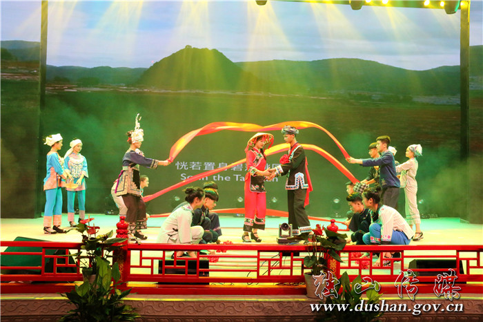 独山:为黔南民族服饰创意设计大赛整装待发