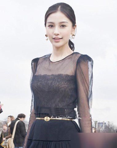 漂亮新颖的额头高的女生时尚马尾辫发型!