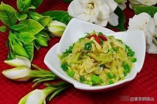  『栀子花』栀子花，观赏之后别浪费!凉拌栀子花，清热去火，夏季最配的美食!