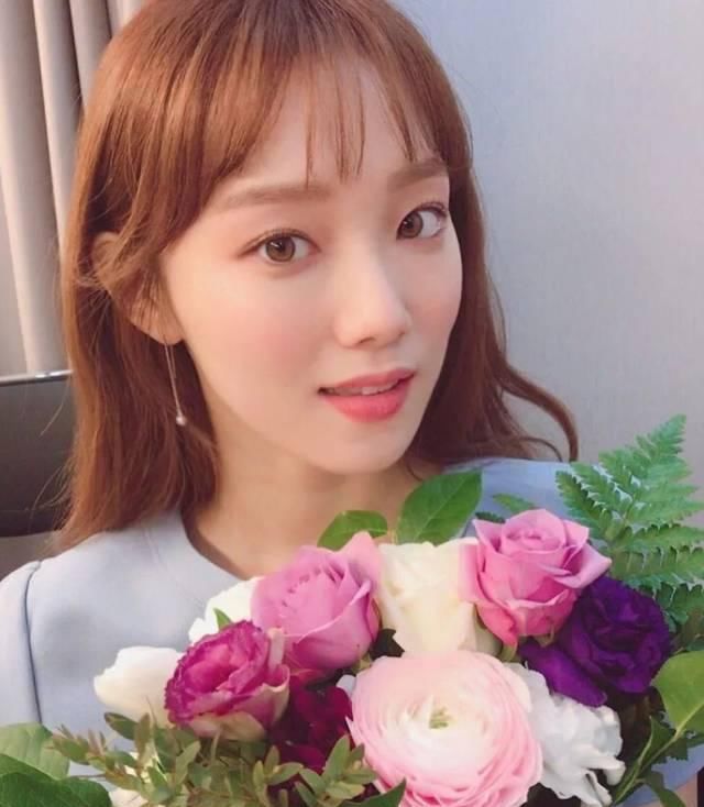  『闷青亚麻』换发色=换张脸！2020这5款发色最显白！太美了！！！