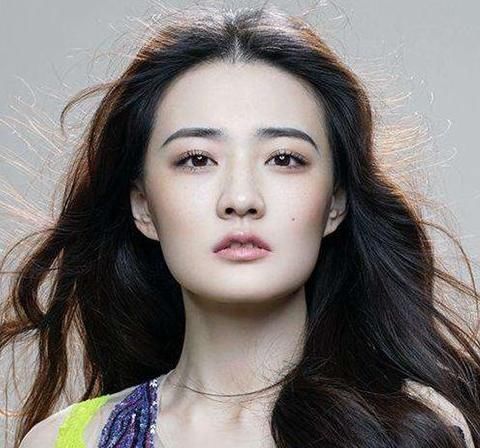 「气质」女孩们,你是什么脸型,就要搭什么发型?选对了,颜值气质都翻倍