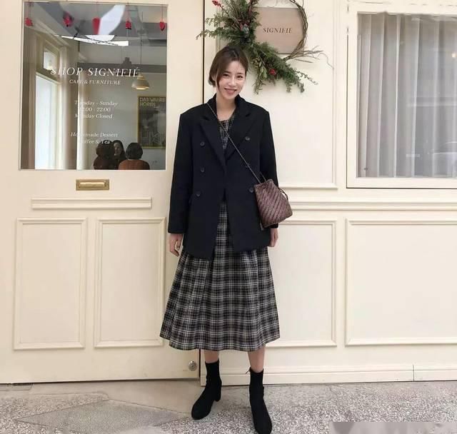  『西装外套』今年春天流行这3款连衣裙美死个人儿，快穿起来！