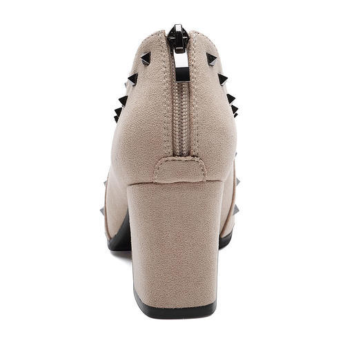 没有高跟鞋的秋天不完整!新上6款高跟鞋,端庄大方还时髦