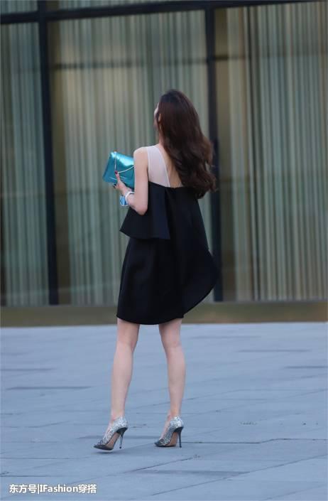 街拍：背影就能这么性感撩人, 正面颜值该有多高?