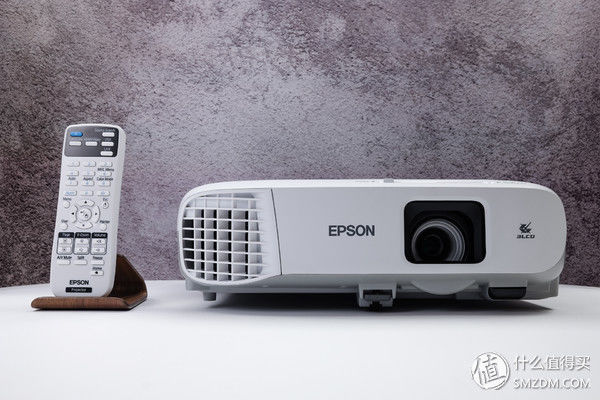 #达人发文幸运屋#商教两用的专业投影机新选择:探寻 EPSON 爱普生CB-970 投影机
