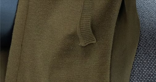 女人要是经济条件允许，全换成刚上秋装“开衫”特别时尚显美嫩