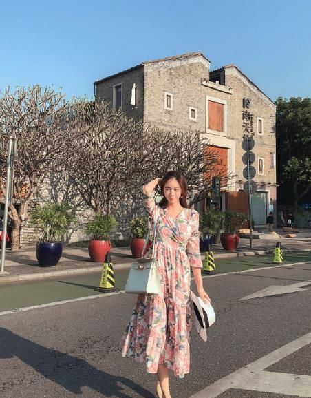  小姐姐|精致高雅美女小姐姐，尽显女人味，现别具一格的美！