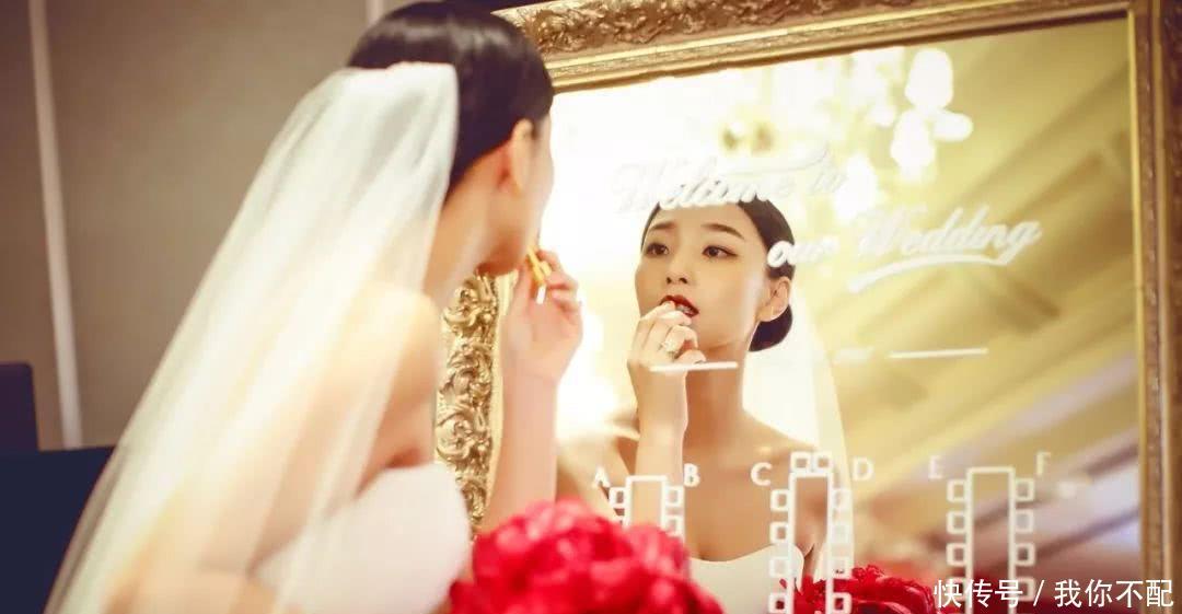  「来宾」她用一件其他新娘不会穿的婚纱，惊艳了在场所有的来宾