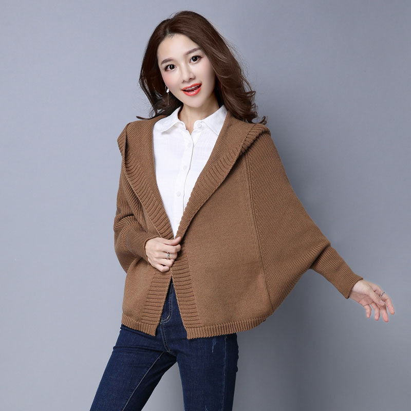 70后老婆越来越会打扮!薄开衫+高跟鞋，减龄洋气惊艳众人