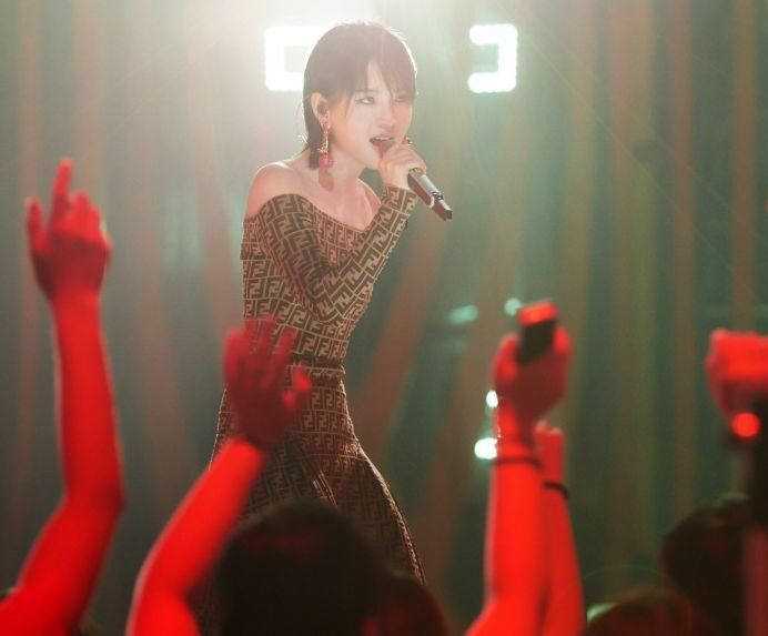 一周造型红黑榜:贵妇品牌香奈儿和普通家居品牌对战，谁输谁赢?