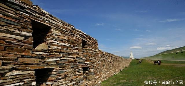 四川海拔最高的县, 最方便的交通方式居然是飞机前往