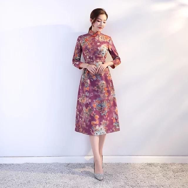 空绝群芳秀美旗袍，亭亭玉立娇贵美人!