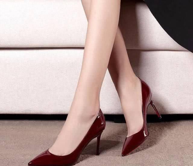  #以很轻松地#高跟鞋对女人的作用，女生应该知道的
