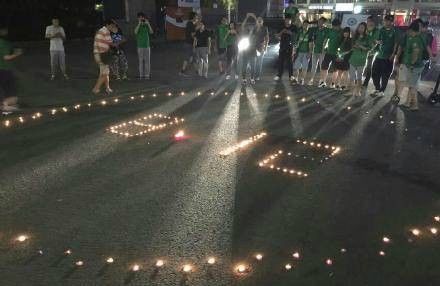 问答日报:世界足坛出现过哪些温馨感人的故事