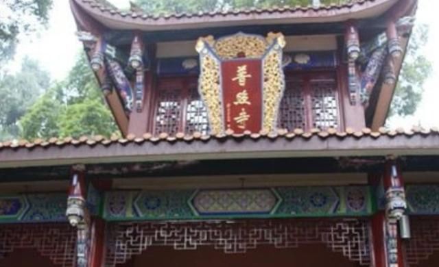 国内这个神秘寺庙,环境优美香火旺盛,藏宝之谜至今未解!