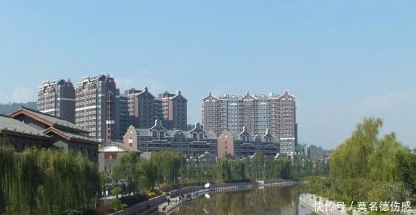 四川凉山真的很穷带你走进一个真实的凉山，房价仅次于成都