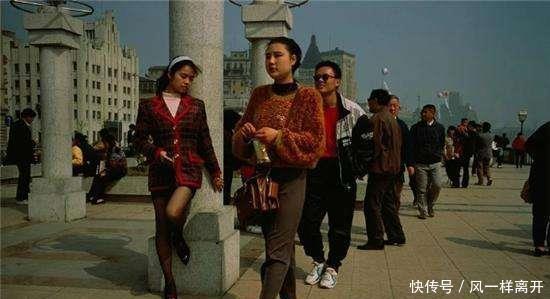  #身材#1996年上海照片图3让人想多看几眼、图7女子行为让人反感
