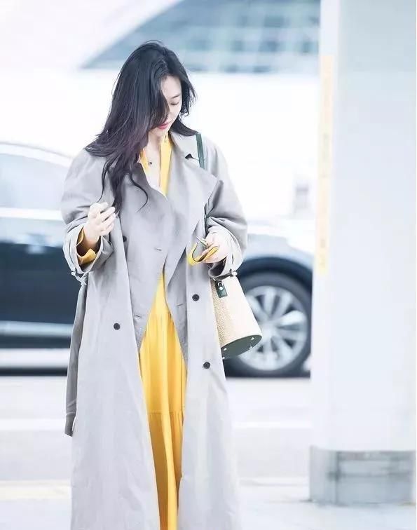  「漂亮」早春流行穿这些连衣裙,一款比一款洋气高档,搭配外套更漂亮