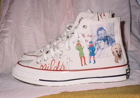  『联名』小花联名也有支线！这双 Converse 光看鞋垫就想买