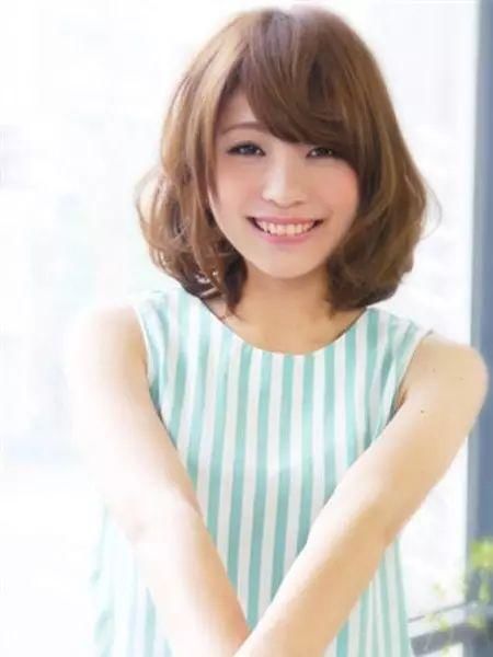 菱形脸女生发型设计，彰显清纯少女魅力!