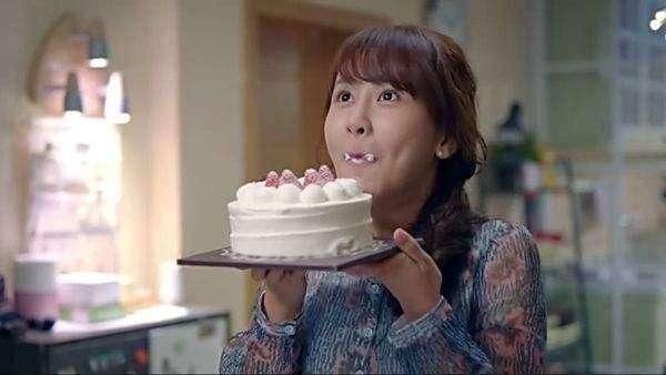 秦俊杰工作室辟谣，工作人员疑似背锅，而网友却透露了真相！