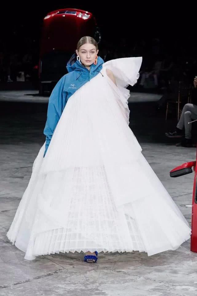  『Off』运动潮牌也可以很时髦丨Off-White 2020 秋冬系列