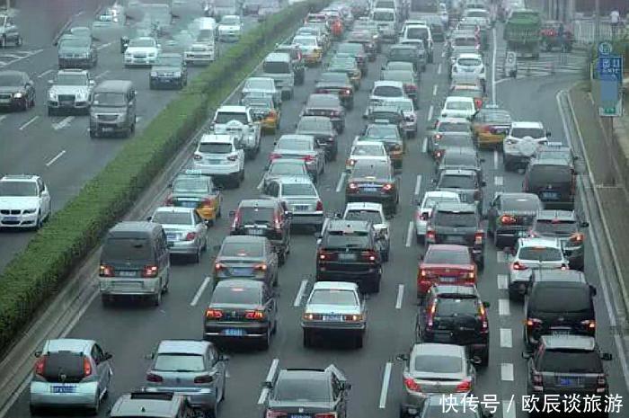 国内最尴尬的三线城市：不到400万人口，堵车情况堪比一线城市！