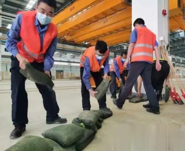  车辆段|防患未然早练兵，武汉地铁开展车辆段、场防汛演练