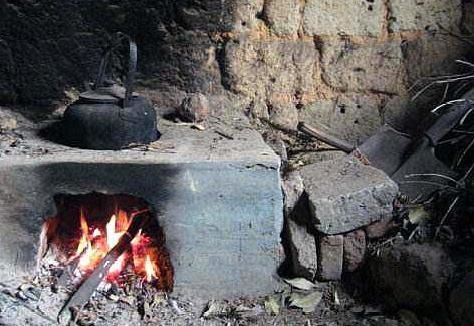  #老人#老人说“宁可借人一斗米，不愿借人半担柴”为啥柴不外借