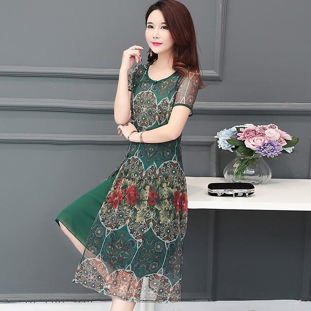这“改良旗袍”刚上市就火了，中秋送婆婆搭配小披肩，邻居都夸美