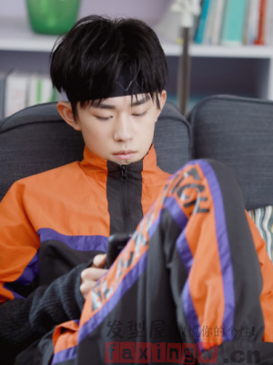 时尚男生发带发型 绝对是理想男友最佳发型